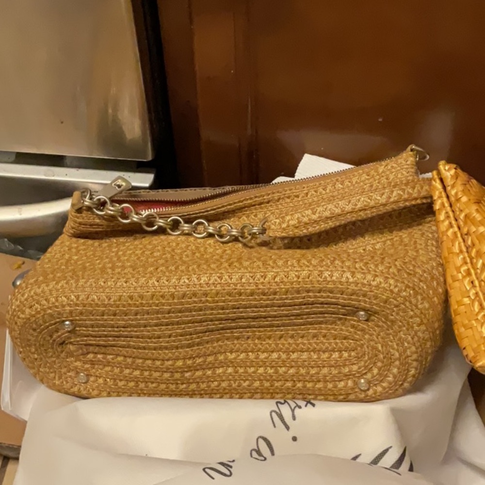 Bundle Of The Just Listed Straw. - image 3